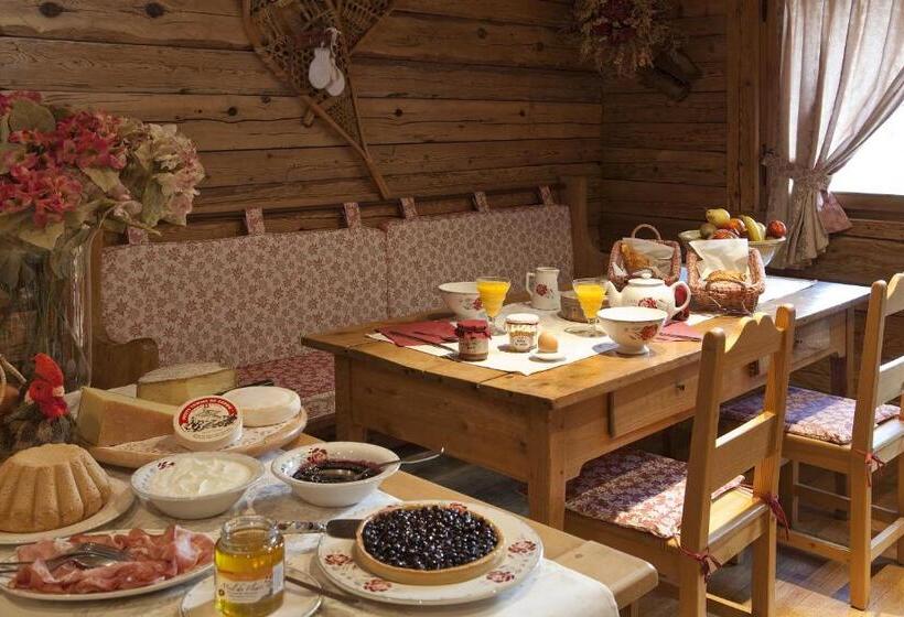 Отель Chalet Hôtel Les Fermes De Pierre & Anna