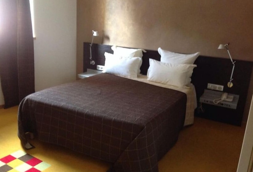 ホテル Hôtel La Gibecière