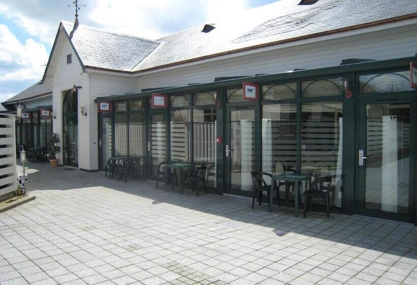 ホテル Hôtel Le Manoir Aux Vaches