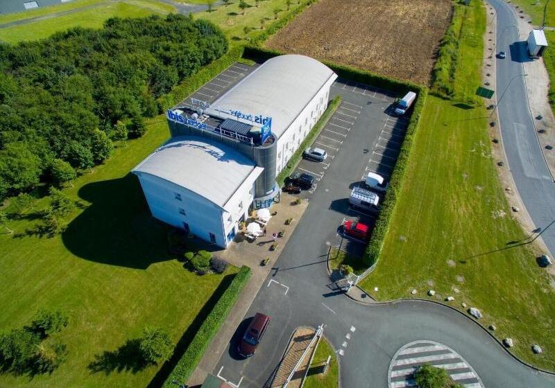 هتل Ibis Budget Meung Sur Loire