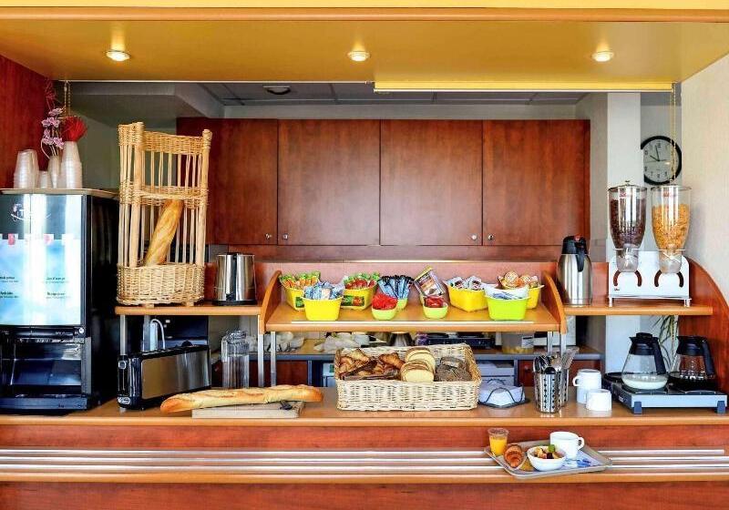 هتل Ibis Budget Meung Sur Loire