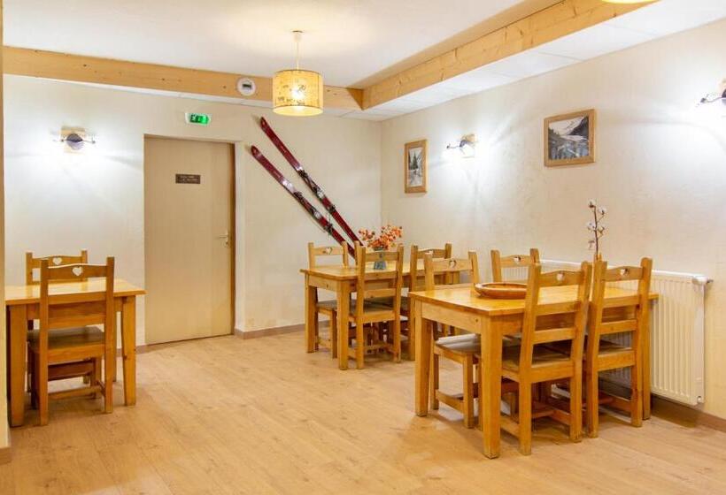 Chalet Hotel La Tarine