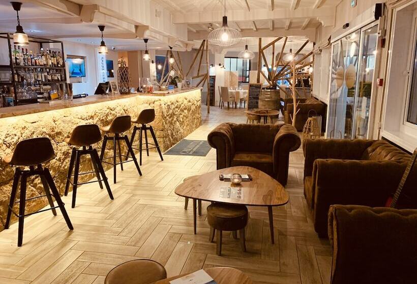 هتل Calavita Rooftop & Spa