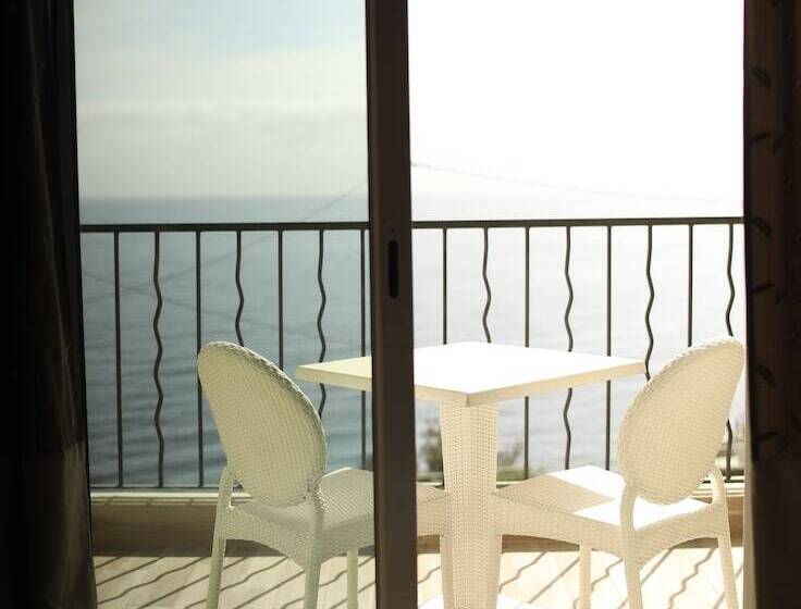 هتل Calavita Rooftop & Spa