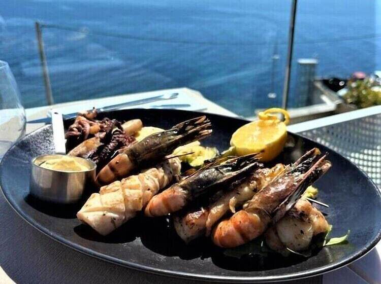 هتل Calavita Rooftop & Spa