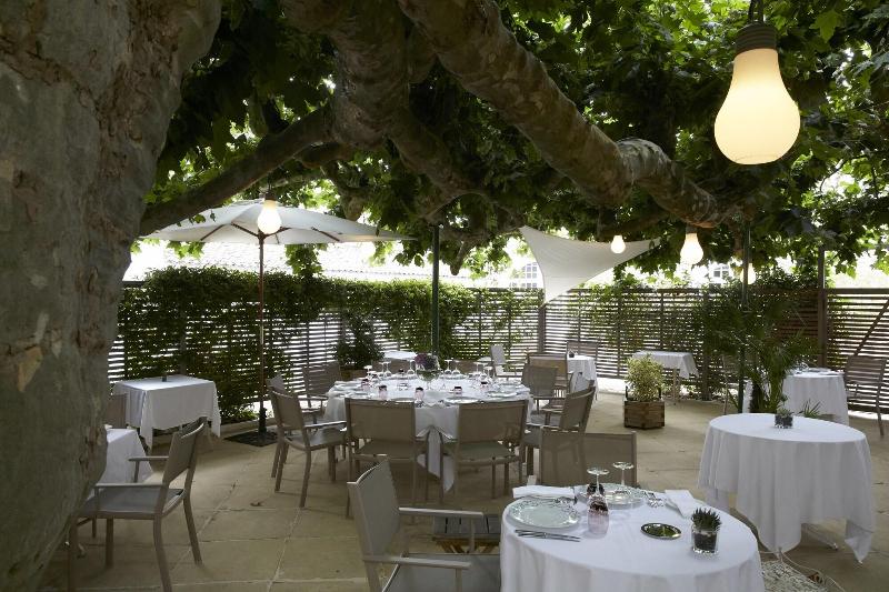 ホテル Logis Hôtel   Restaurant Maison Claude Darroze