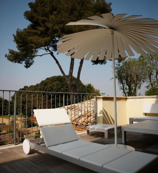 هتل Domaine De Verchant & Spa   Relais & Châteaux