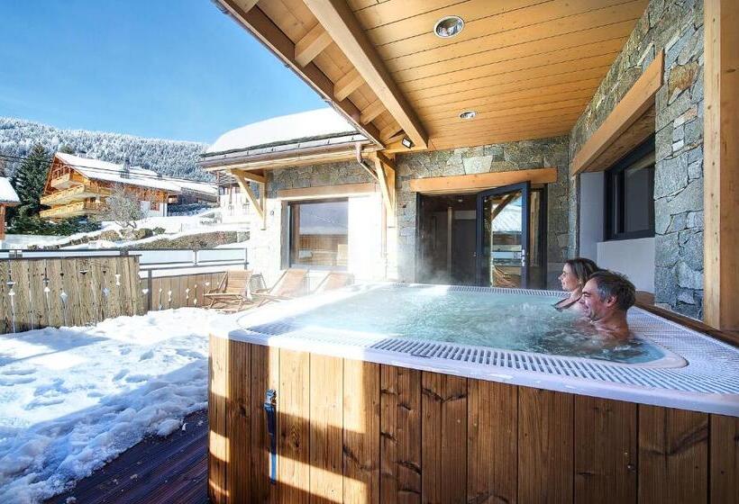 酒店 Hôtel Chalet Les Ecureuils Restaurant, Sauna & Spa Garage