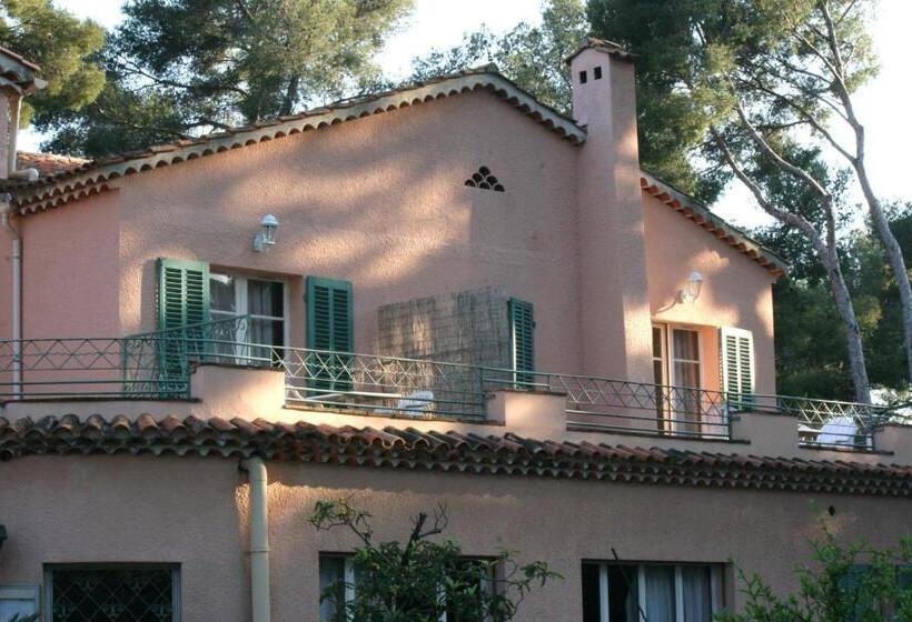 ホテル Hôtel De La Mer