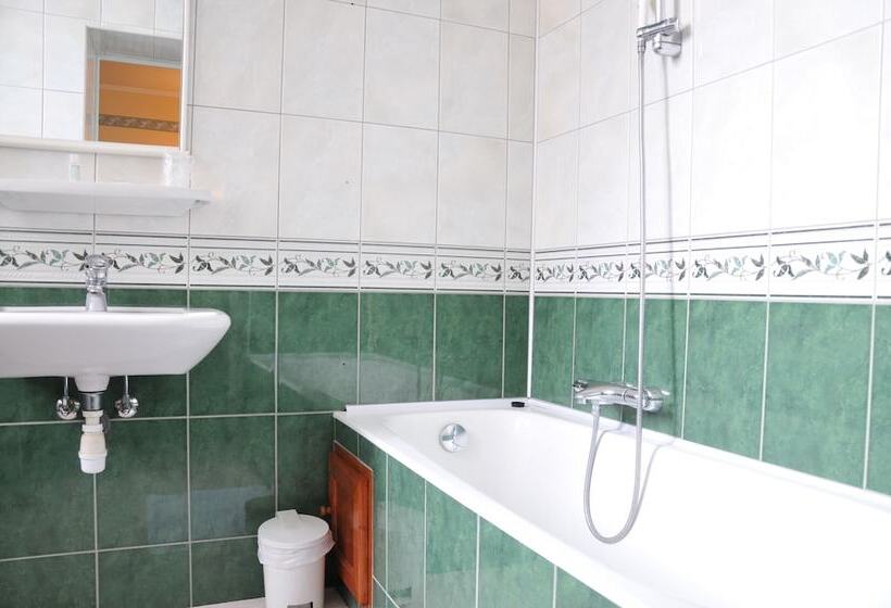 هتل Hôtel De Paris