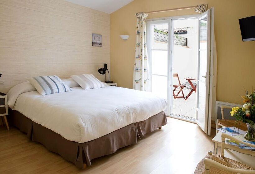 هتل Hôtel Jerodel