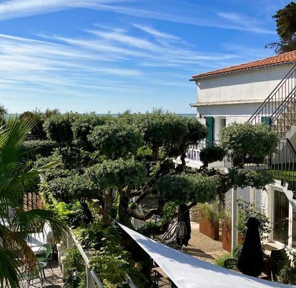 בית מלון כפרי Hôtel Le Martray