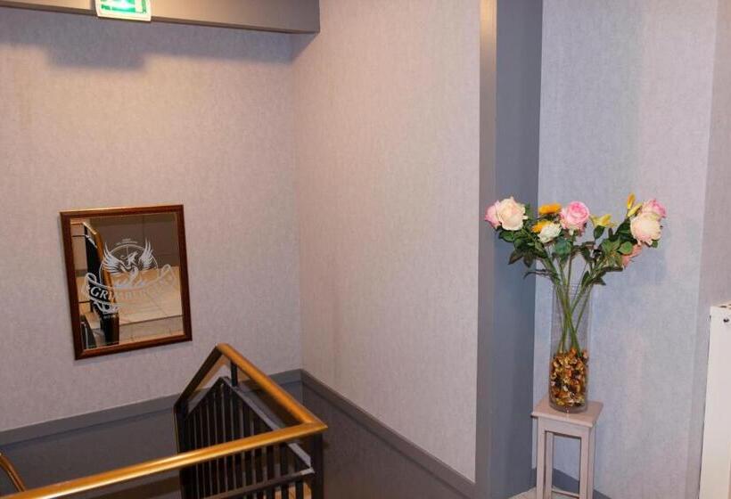 ホテル Hôtel Le Relais