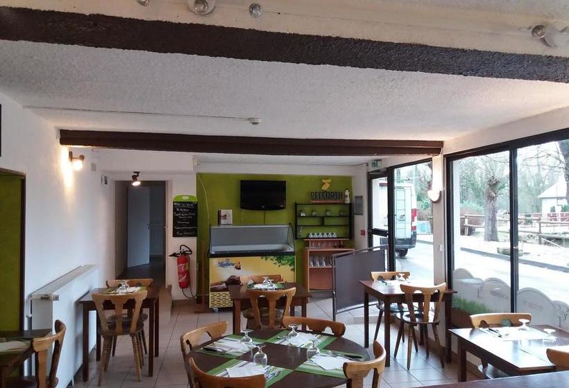호텔 Hôtel Restaurant De L Ecluse 79