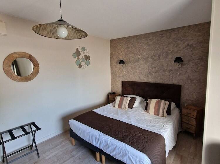 ホテル Les Fregates