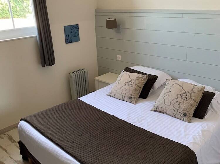 ホテル Les Fregates