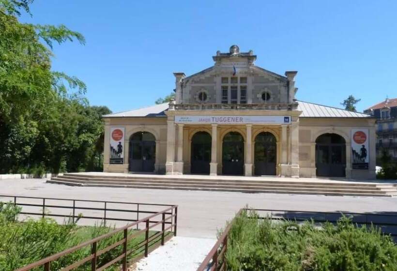 هتل Mistral Comedie Saint Roch