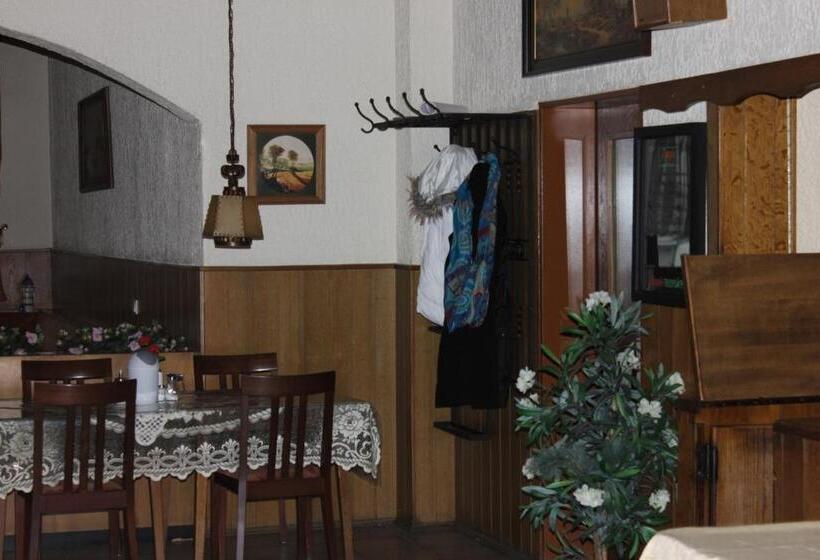 Airport Hotel Zum Taubengrund