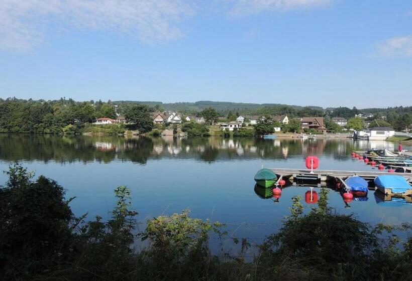 בית מלון כפרי Am See