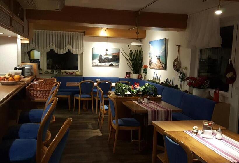 هتل Panorama Garni
