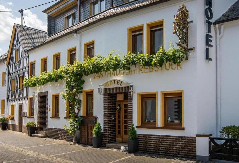 ホテル Rebstock