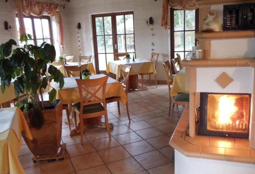 ホテル Restaurant Weisbrod