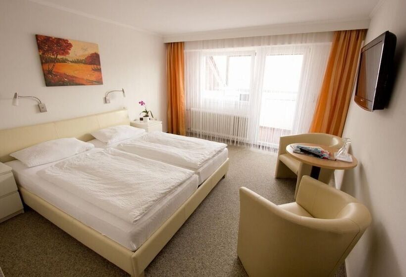 בית מלון כפרי Weinhaus Weis