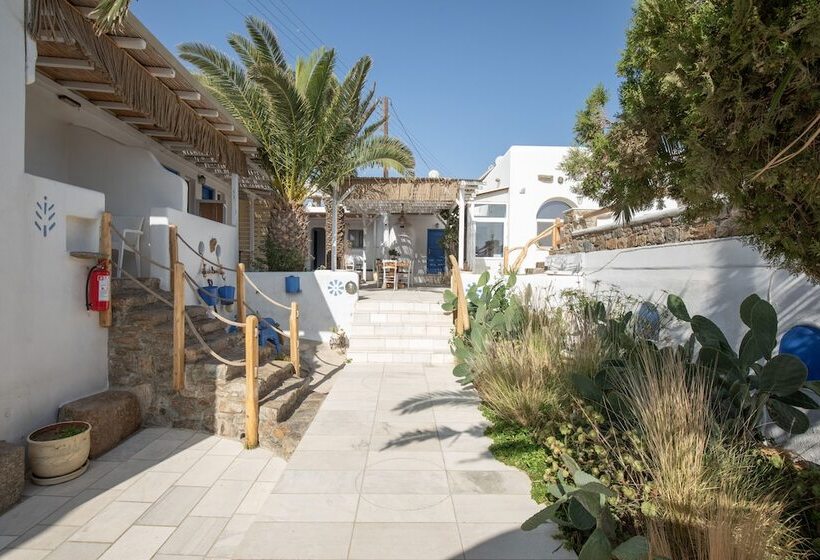 Alexandros Mykonos