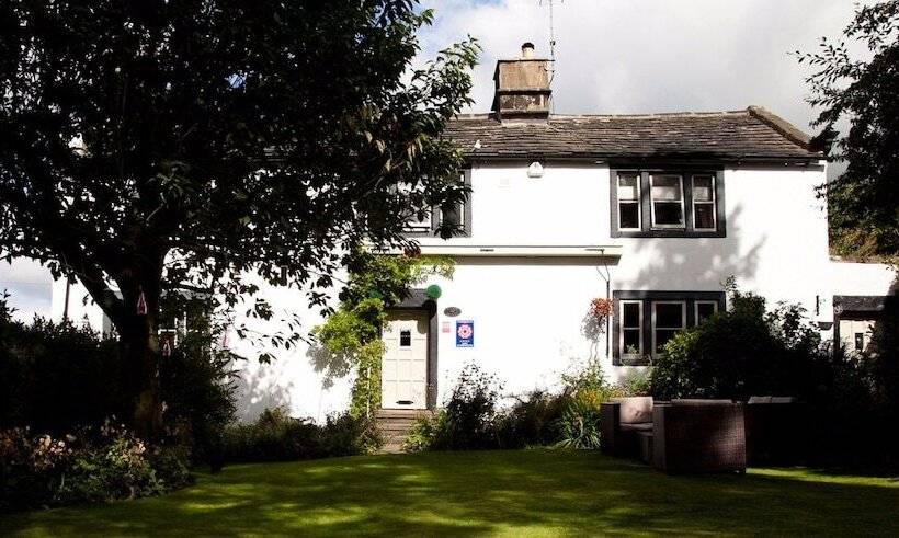 مبيت وإفطار Willow Cottage