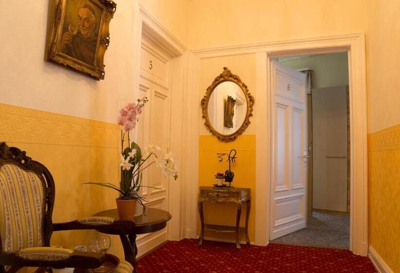 בית מלון כפרי Arns