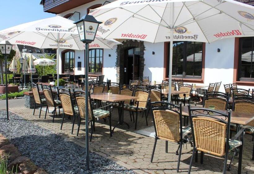 ホテル Zur Moselbrücke