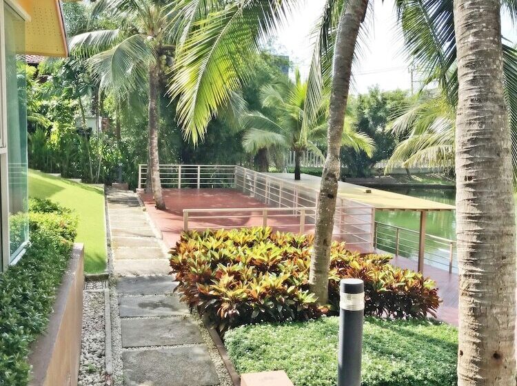 هتل Royal Lee Resort & Spa