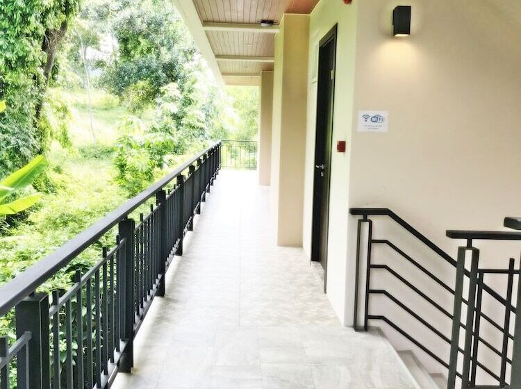 هتل Royal Lee Resort & Spa