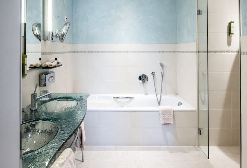 ホテル Weisser Bär