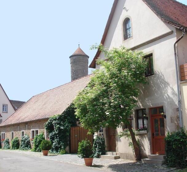 Kreuzerhof Hotel Garni