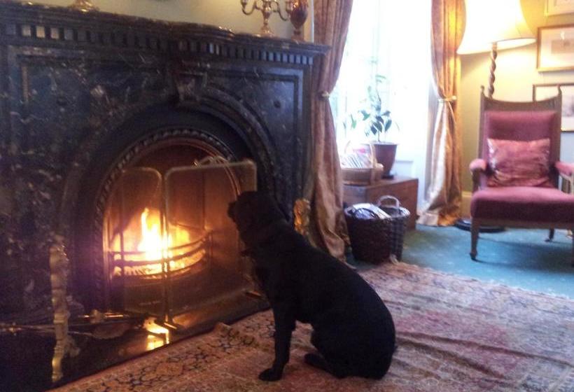 تختخواب و صبحانه Duncan House