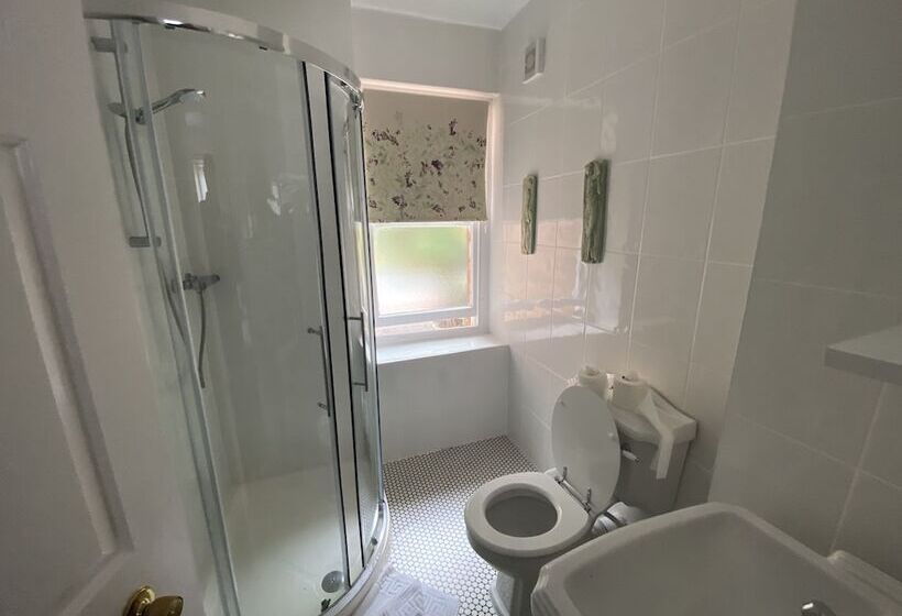 住宿加早餐  Pickwicks Guest House