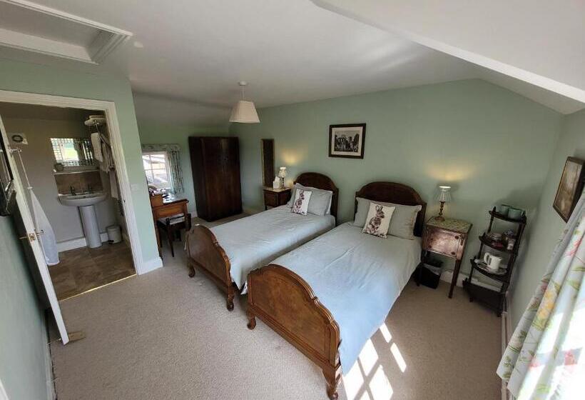 Burton Grange Farmhouse B&b