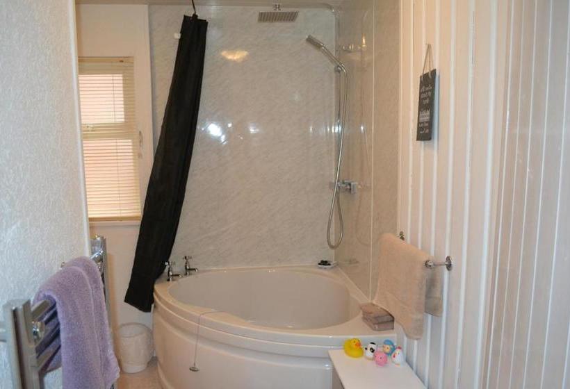 ベッドアンドブレックファースト Berwyn Guest House