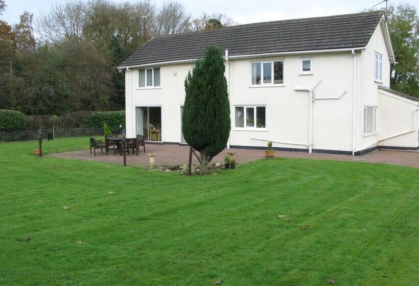 مبيت وإفطار Broadwell Guest House