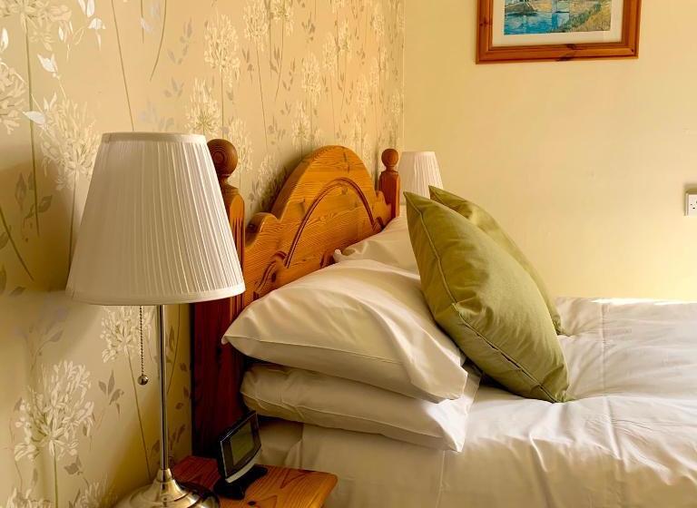 민박 Carlton Lodge