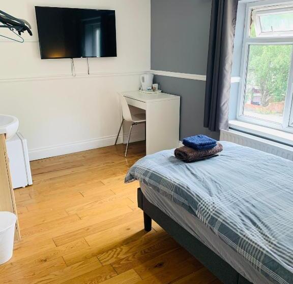 צימר Circle Guest House Bed Only