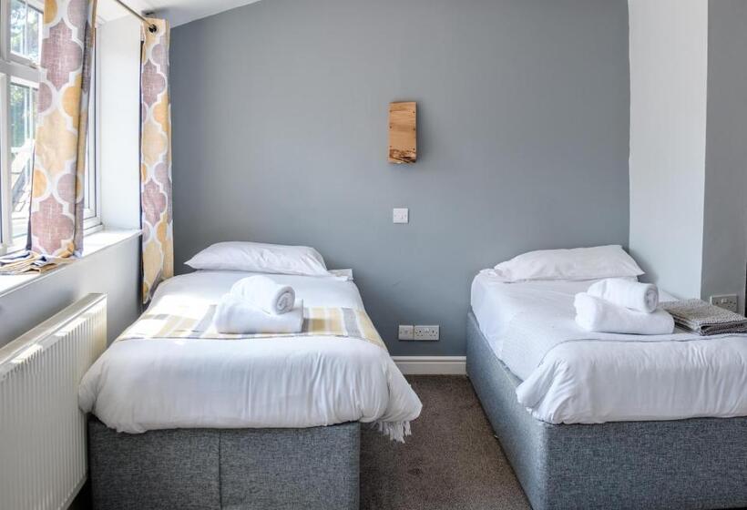 Mullions 51 B&b