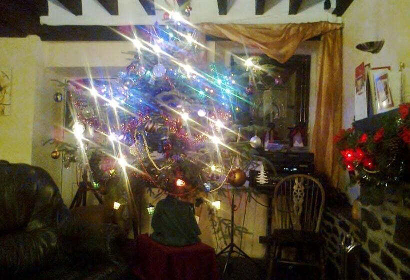 ベッドアンドブレックファースト Pen Y Bont