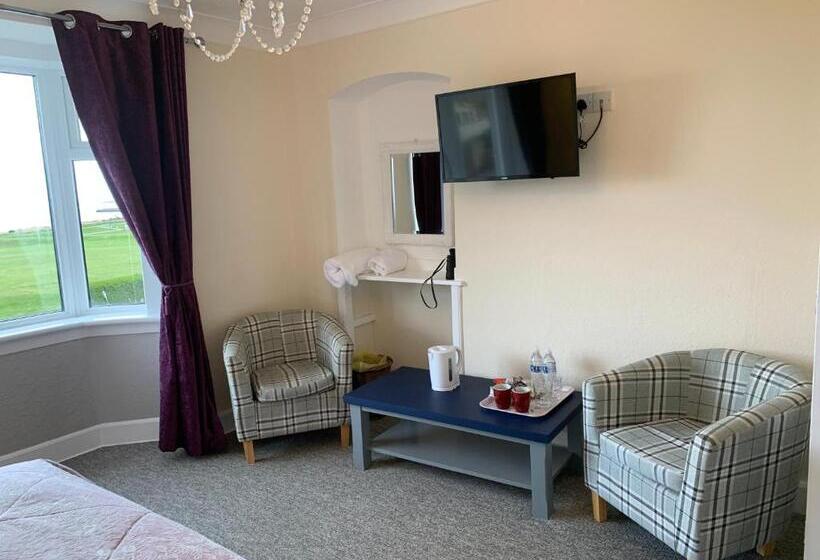 تختخواب و صبحانه Room Only At Wetherby Nairn