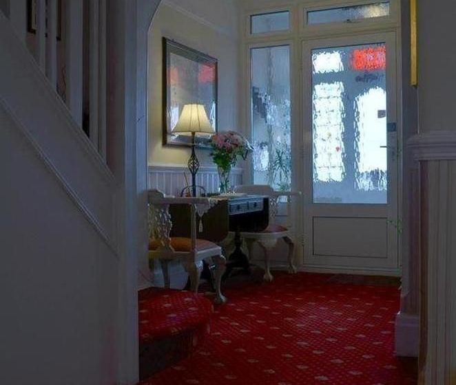 تختخواب و صبحانه The Bay