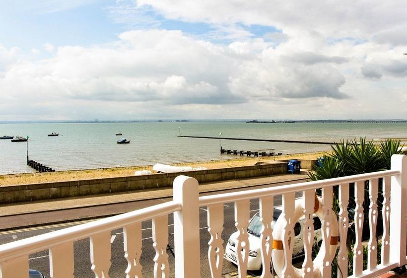 تختخواب و صبحانه The Bay