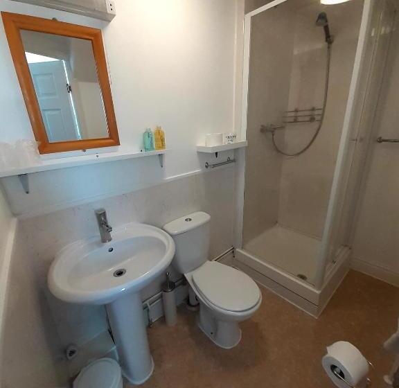 تختخواب و صبحانه The Edenhurst Guesthouse