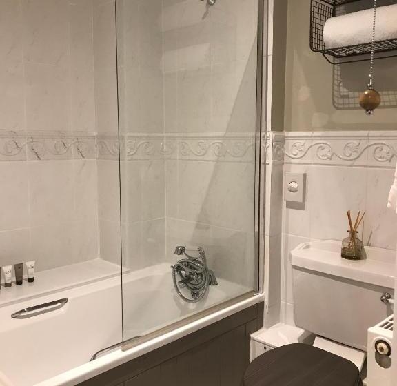 ホテル The Bridge House