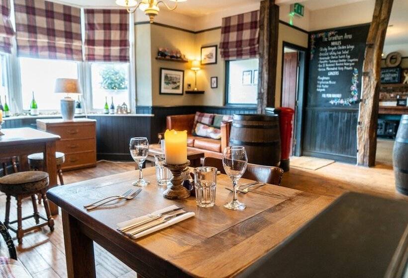 فندق Grantham Arms